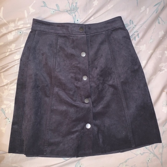 Wilfred Free Centinela Skirt From Aritzia - Picture 2 of 4